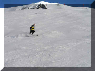 Alpe d'Huez 065 (Medium).jpg (55173 bytes)